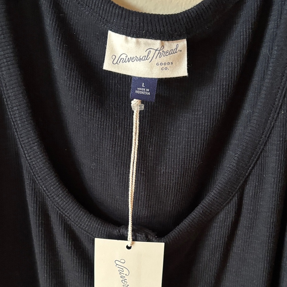Black Sleeveless Button-Front Dress - Picture 4 of 7